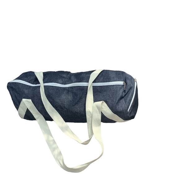 “Will Workout for Cup Cakes" Gym Bag Gently Used - Picture 2 of 4